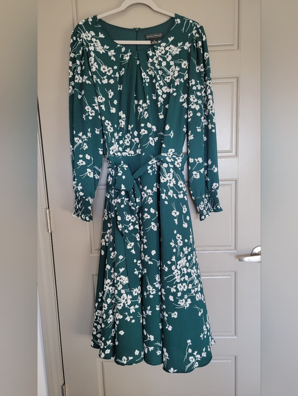 Jessica Howard Green Floral Long-Sleeve Midi Dress
